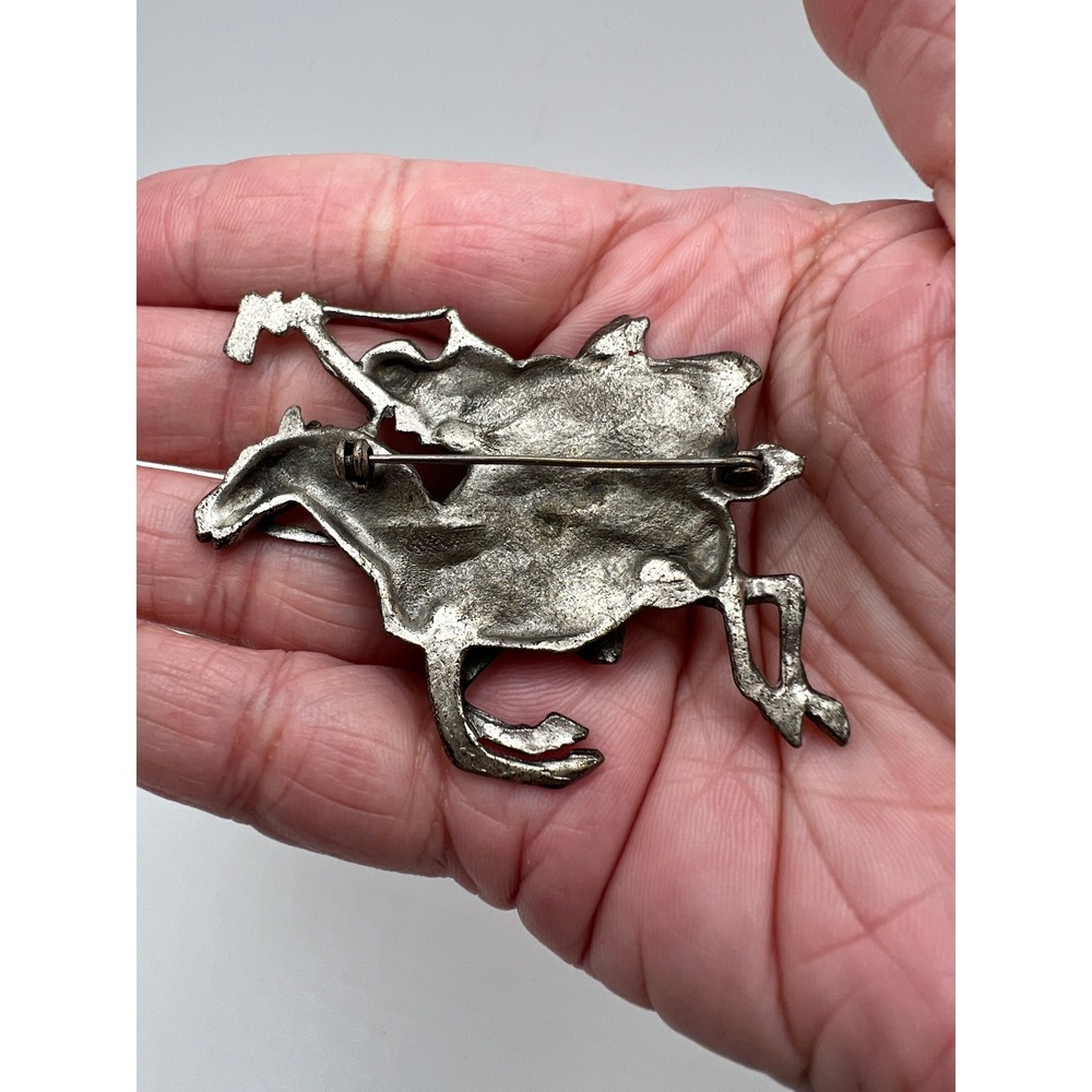 Gothic Medieval Knight on Horseback Brooch, Silver Tone Pewter - Picture 6 of 7